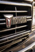 "Toyota" grille emblem